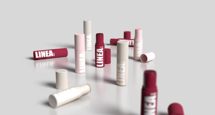 An elegant panstick for an elevated makeup experience